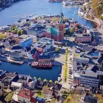 Fantastisk Opplevelse I Sor! Nydelig & Avslappende * Grimstad