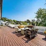Fantastisk Opplevelse I Sor! Nydelig & Avslappende Villa