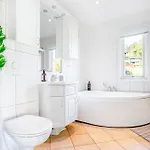 Fantastisk Opplevelse I Sor! Nydelig & Avslappende Villa