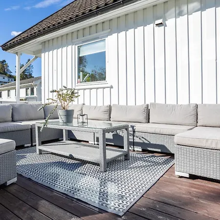 Fantastisk Opplevelse I Sor! Nydelig & Avslappende Villa *