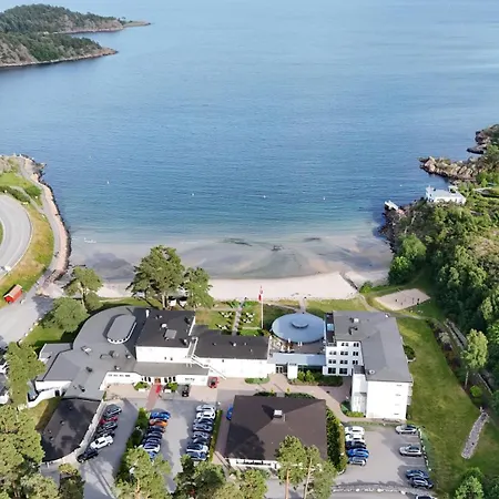 Fantastisk Opplevelse I Sor! Nydelig & Avslappende Vila