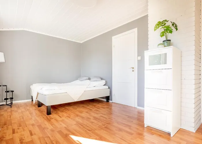 Fantastisk Opplevelse I Sor! Nydelig & Avslappende Vila Grimstad (Aust-Agder)